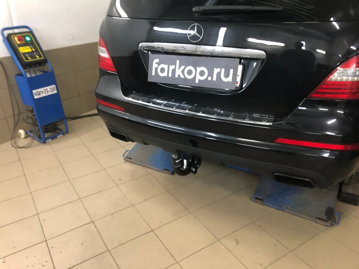 Фаркоп Steinhof для Mercedes R-class 2006-2017 Арт. M-146 M-146 в Волгоград