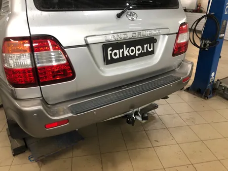Фаркоп Galia для Toyota Land Cruiser J100 VX 1998-2008 T050A в Волгоград