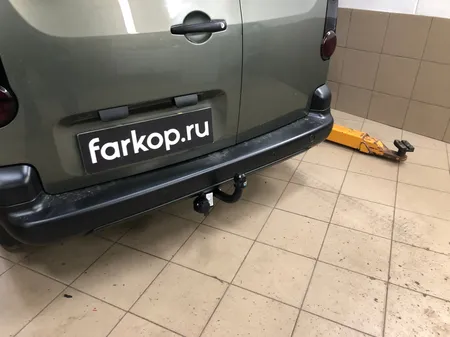 Фаркоп Oris для Peugeot Partner 2008-, (L1, L2) 2556-A в Волгоград