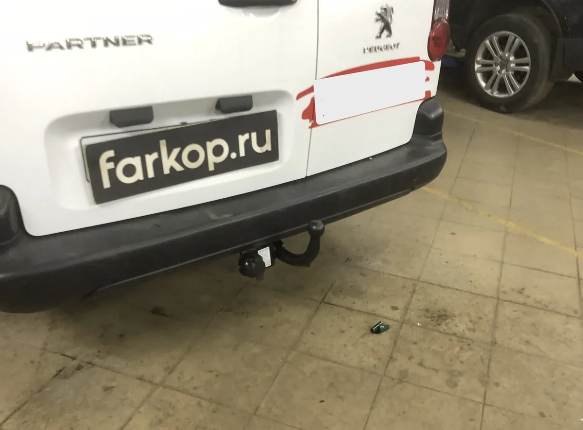 Фаркоп Steinhof для Peugeot Partner 2008-, (L2) C-015 в Волгоград Фаркоп Steinhof для Peugeot Partner 2008-, (L2) C-015 в Волгоград