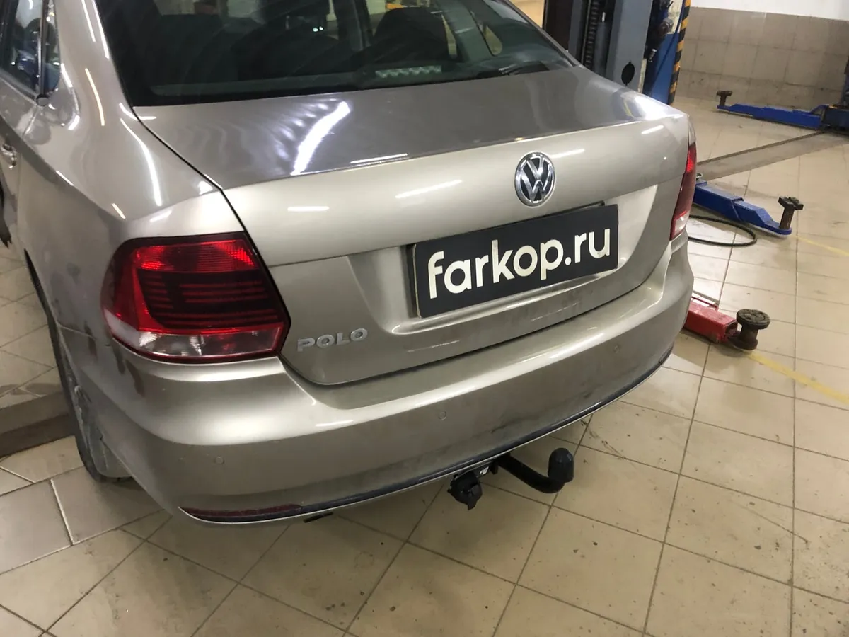 Фаркоп Berg для Volkswagen Polo 2010-2020 F.5112.001 в Волгоград Фаркоп Berg для Volkswagen Polo 2010-2020 F.5112.001 в Волгоград