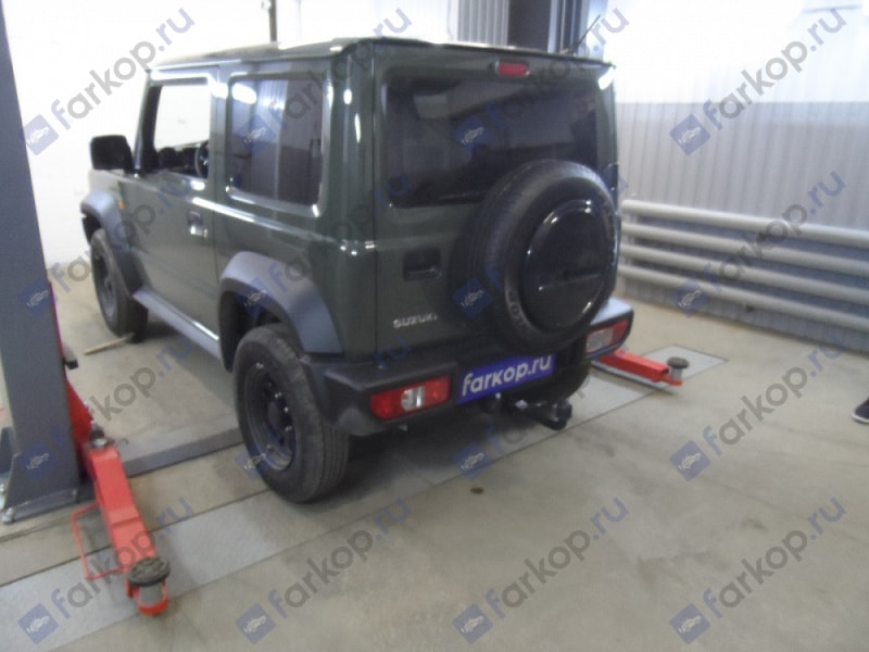 Установлен фаркоп Aragon на Suzuki Jimny 2019 г.в.