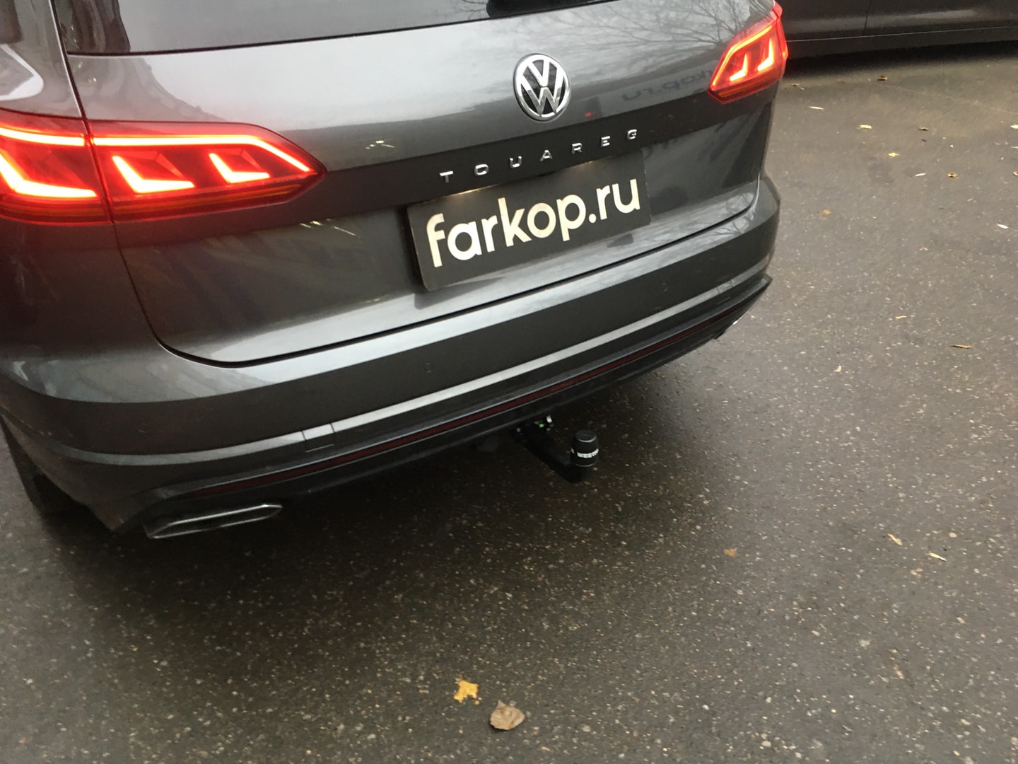 Установили фаркоп Westfalia для Volkswagen Touareg 2018 г.