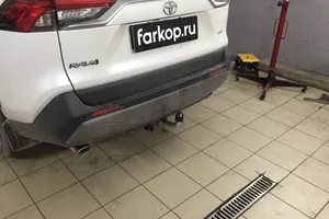 Установили фаркоп Galia для Toyota RAV4 2021 г.в.