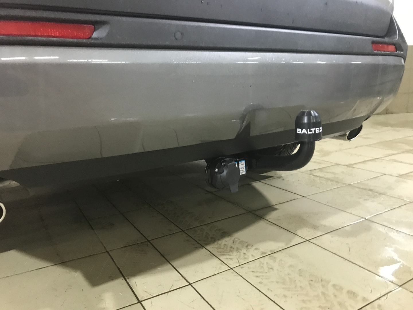 Установили фаркоп Baltex для Toyota RAV4 2021 г.
