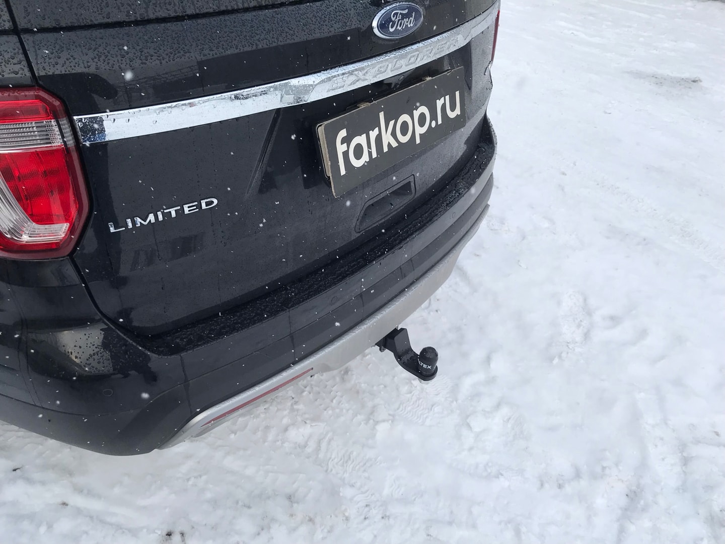Установили фаркоп Baltex для Ford Explorer 2017 г. Установили фаркоп Baltex для Ford Explorer 2017 г.