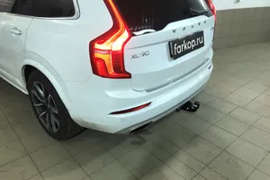Установили фаркоп Brink для Volvo XC90 2021 г.