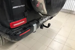 Установили фаркоп Auto-Hak для Mercedes G-class 2020 г.