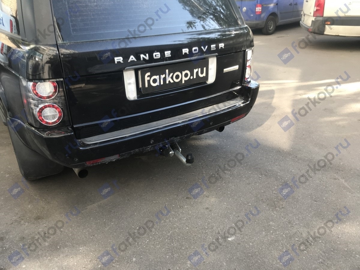 Установили фаркоп Galia для Land Rover Range Rover 2008 г.