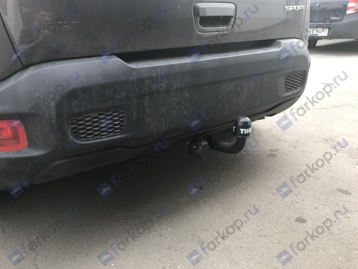 Установили фаркоп Brink для Jeep Renegade 2019 г.