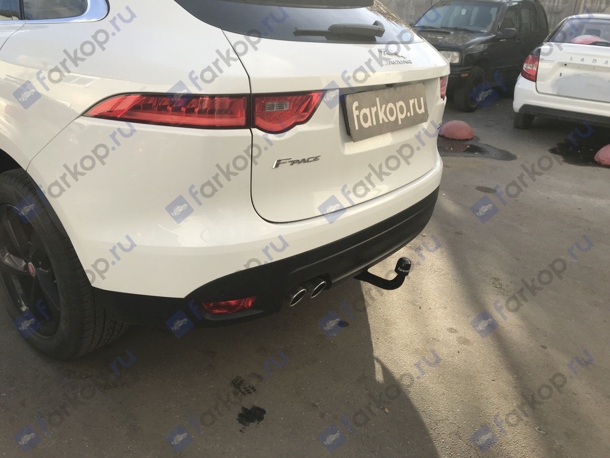 Установили фаркоп Steinhof для Jaguar F-Pace 2015 г.в.