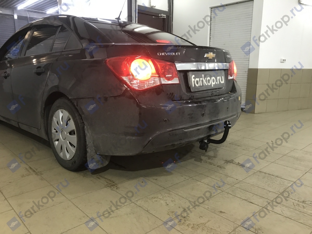 Установили фаркоп Лидер Плюс для Chevrolet Cruze 2009-2015 г.в.