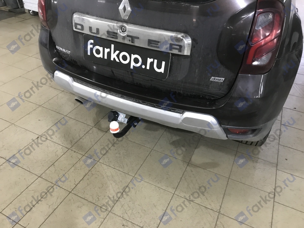 Установили фаркоп Трейлер для Renault Duster 2015-2021 г.в. Установили фаркоп Трейлер для Renault Duster 2015-2021 г.в.