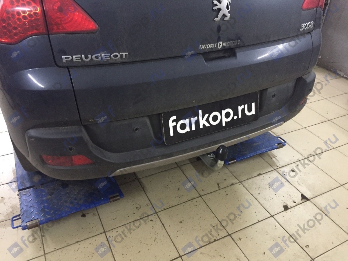 Установили фаркоп Galia для Peugeot 3008 2012 г.в.