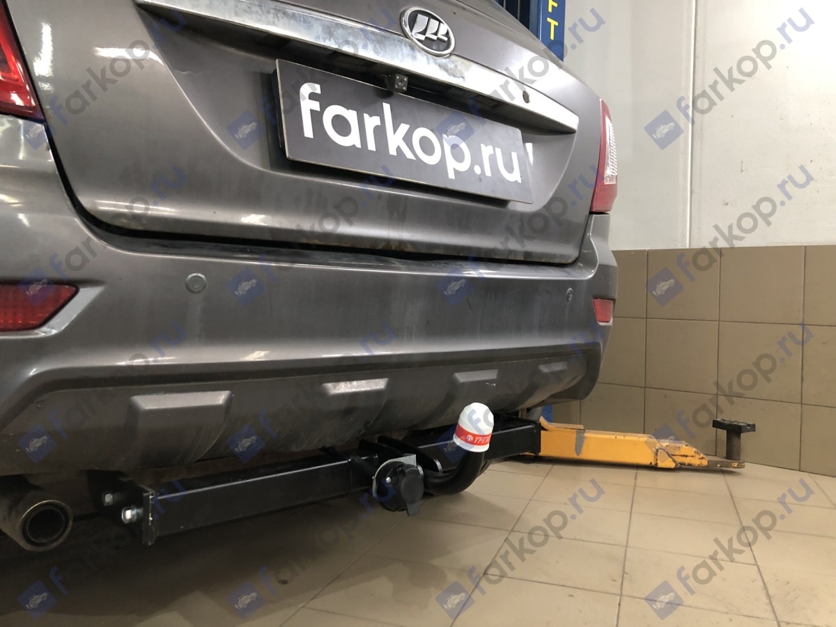 Установили фаркоп Трейлер для Lifan X60 2014 г.в. Установили фаркоп Трейлер для Lifan X60 2014 г.в.