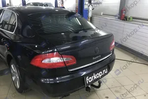 Установили фаркоп AvtoS для Skoda Superb 2011 г.в.