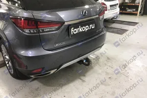 Установили фаркоп Baltex для Lexus RX 300 2019 г.