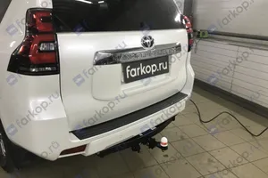 Установили фаркоп Трейлер для Toyota Land Cruiser Prado J150 2020 г.в.