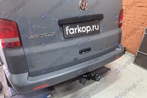 Установили фаркоп TowRus для Volkswagen Caravelle 2012 г.