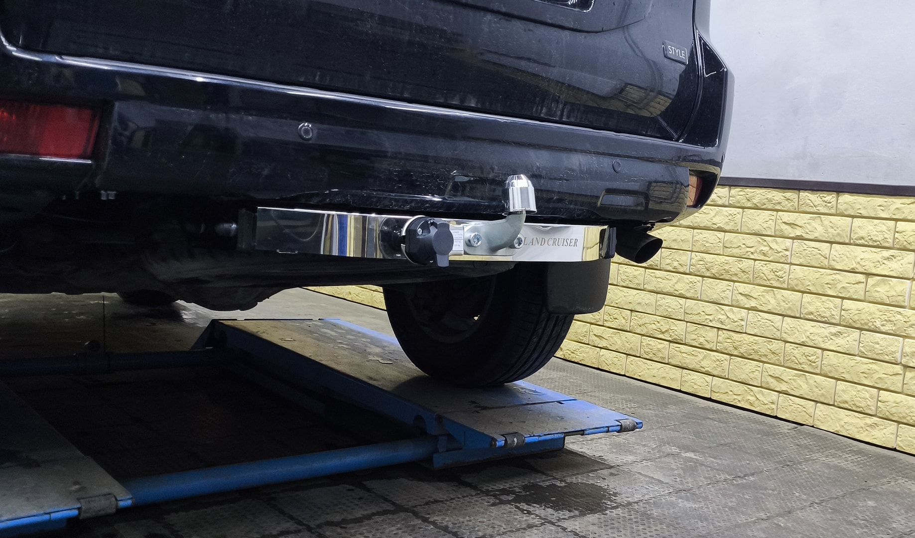 Установили фаркоп Baltex для Toyota Land Cruiser Prado J150 2017 г.в.